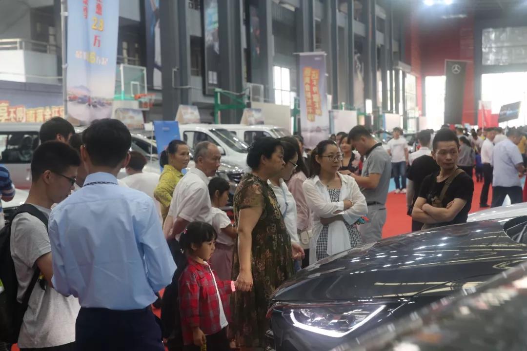 底价售车引爆车市 2019深圳惠民团车节火遍鹏城